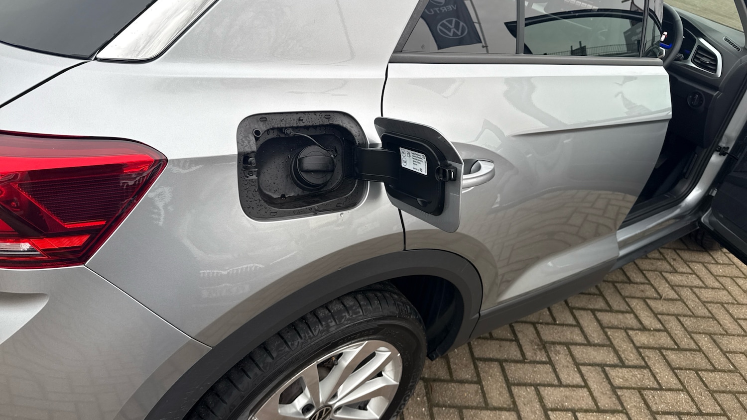 Used Volkswagen T-Roc 2025 for sale - 77208829: Photo 34