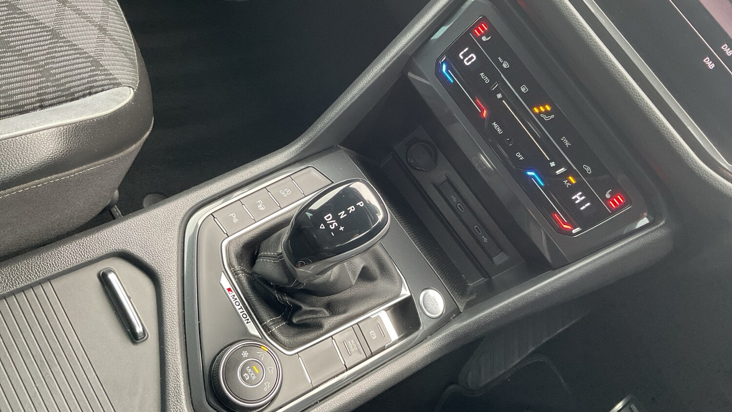 Used Volkswagen Tiguan 2021 for sale - 77997438: Photo 14