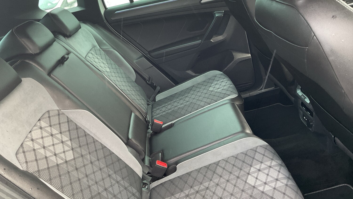 Used Volkswagen Tiguan 2021 for sale - 77997438: Photo 16