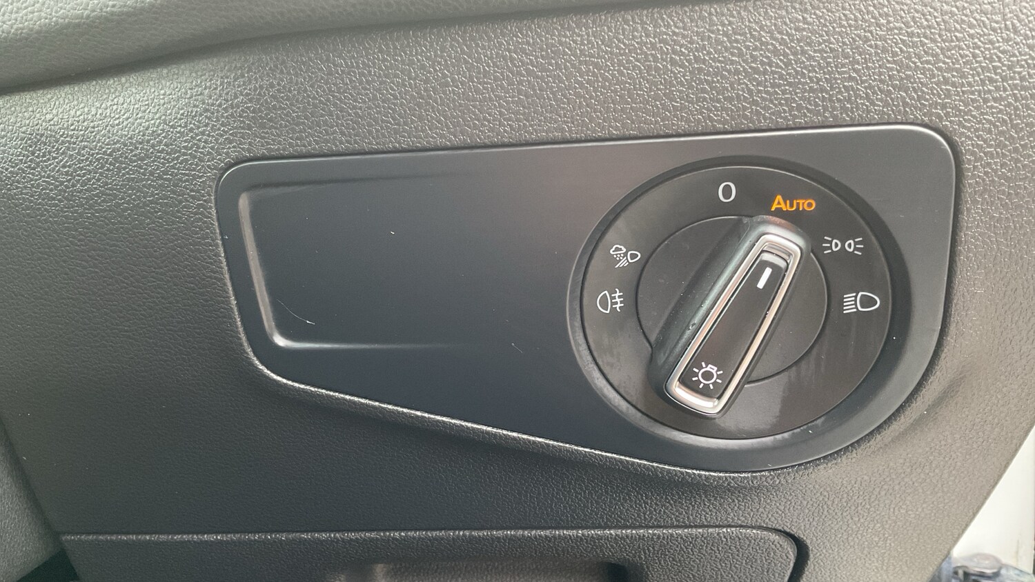 Used Volkswagen Tiguan 2021 for sale - 77997438: Photo 25