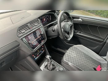 Used Volkswagen Tiguan 2021 for sale - 77997438: Photo