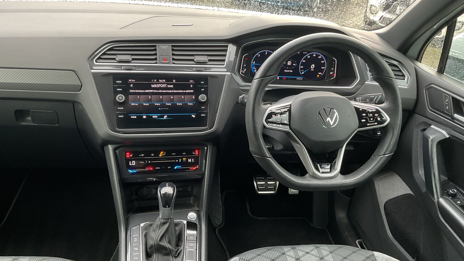 Used Volkswagen Tiguan 2021 for sale - 77997438: Photo 9