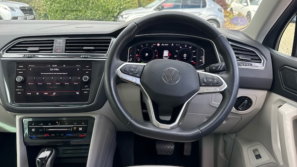 Used Volkswagen Tiguan 2022 for sale - 76143563: Photo 10