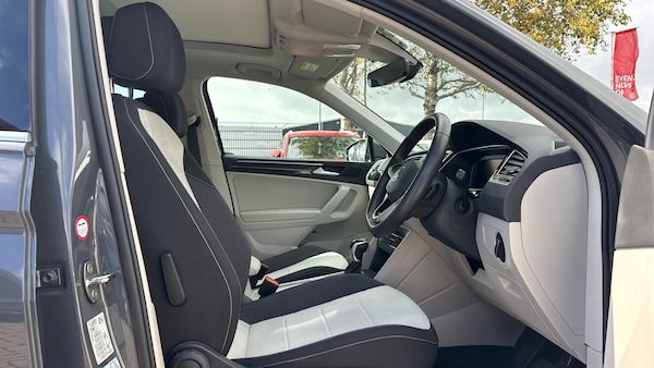 Used Volkswagen Tiguan 2022 for sale - 76143563: Photo 15