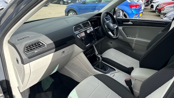 Used Volkswagen Tiguan 2022 for sale - 76143563: Photo 2