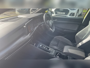 Used Volkswagen Golf 2021 for sale - 78640476: Photo