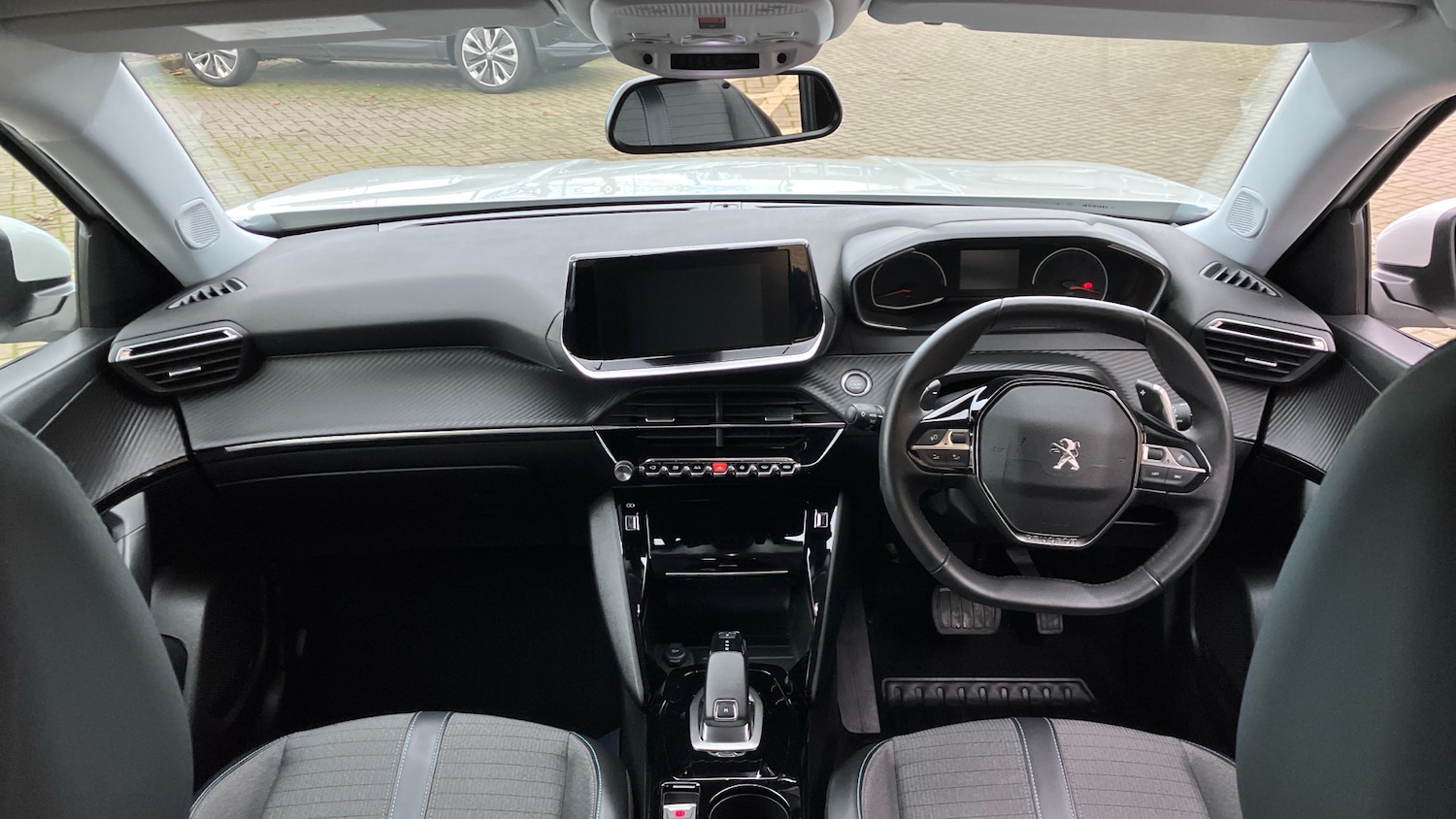 Used Peugeot 2008 2021 for sale - 76616372: Photo 10