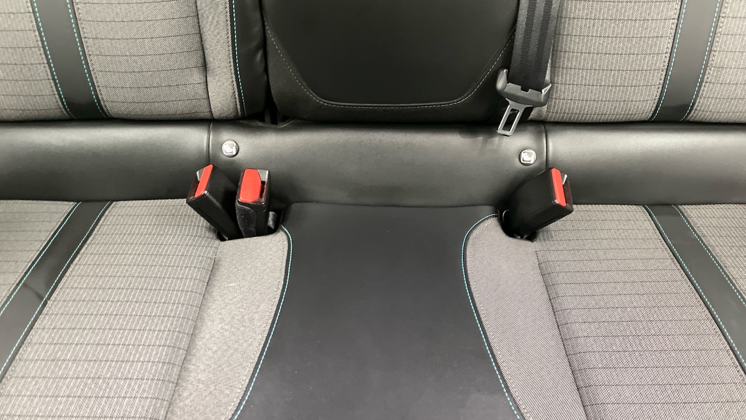 Used Peugeot 2008 2021 for sale - 76616372: Photo 17