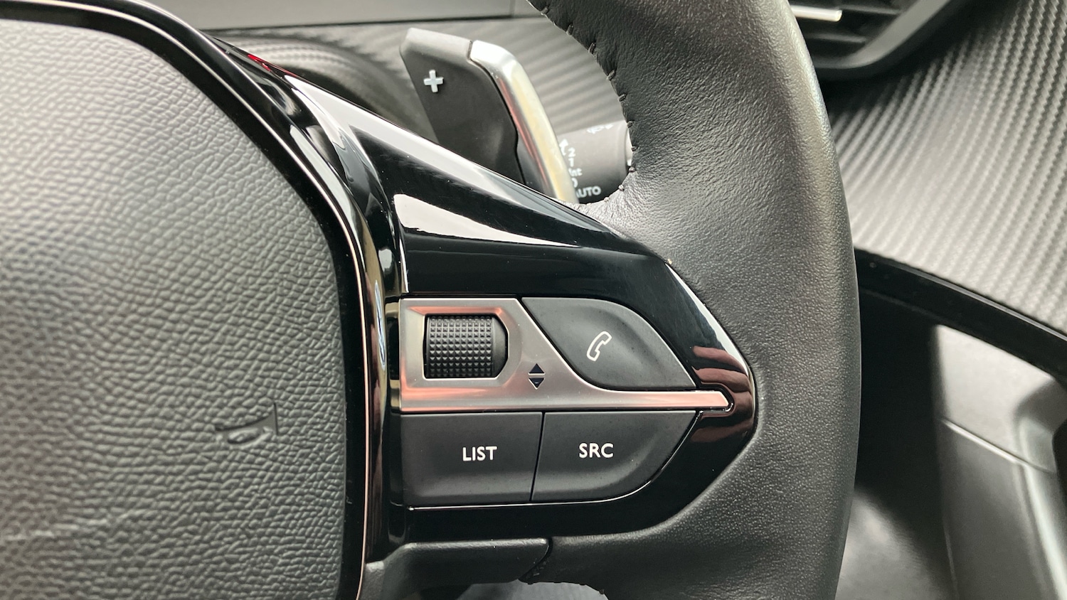 Used Peugeot 2008 2021 for sale - 76616372: Photo 21