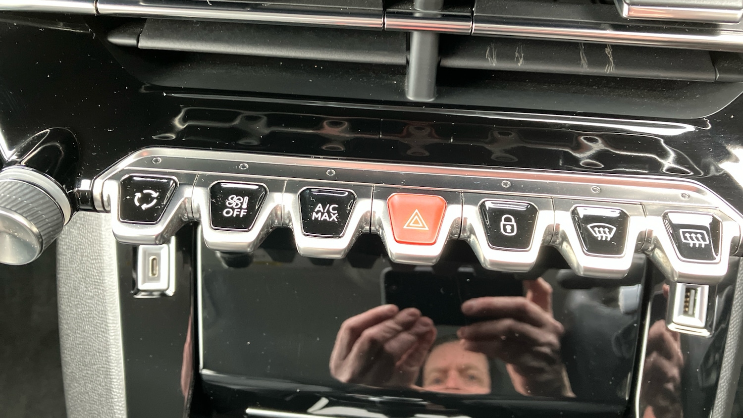 Used Peugeot 2008 2021 for sale - 76616372: Photo 26