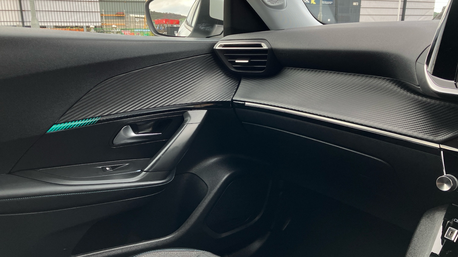 Used Peugeot 2008 2021 for sale - 76616372: Photo 33