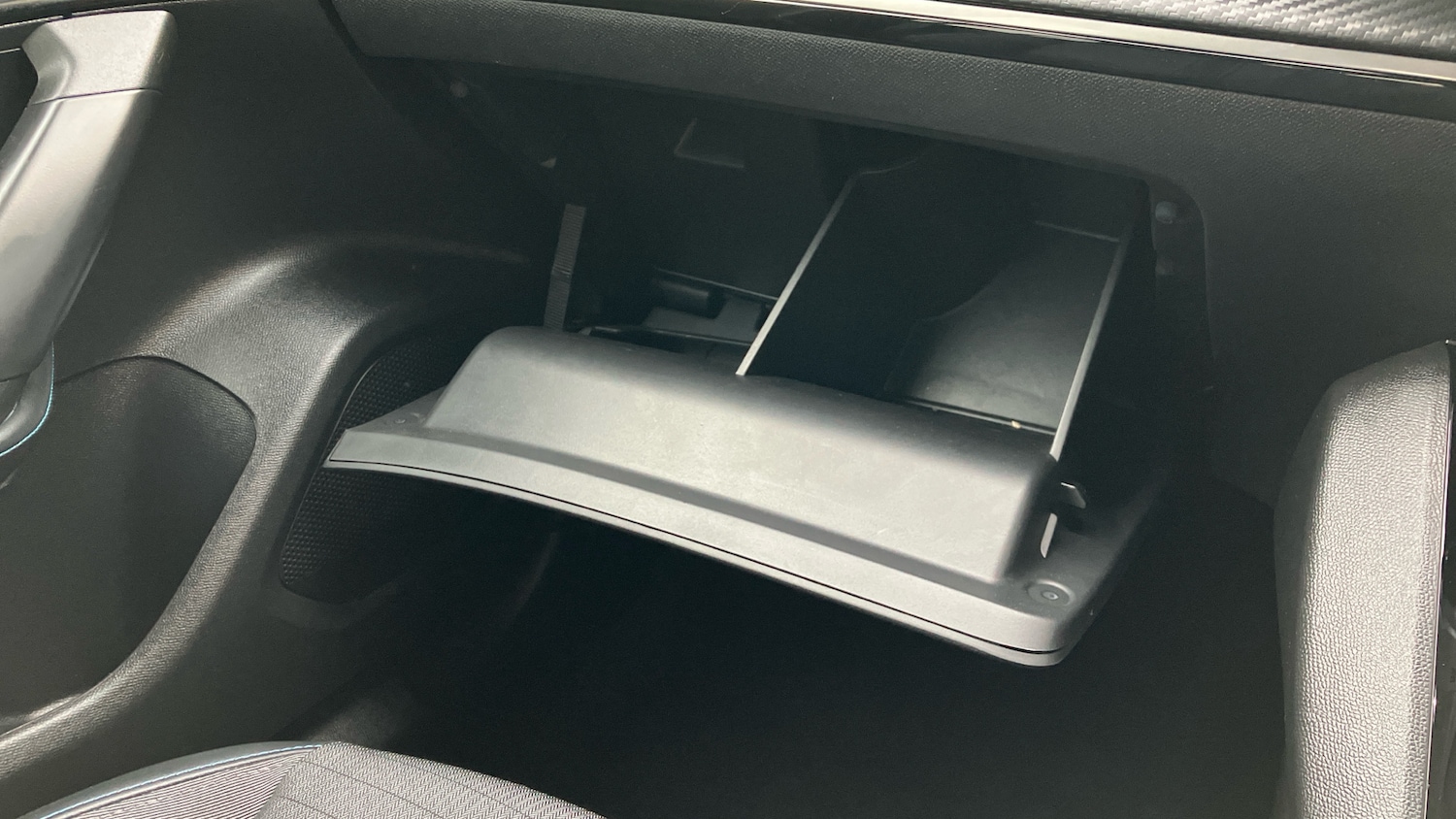 Used Peugeot 2008 2021 for sale - 76616372: Photo 34