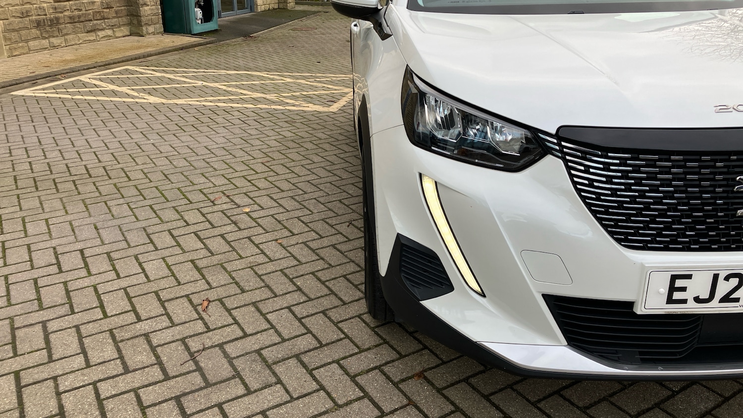 Used Peugeot 2008 2021 for sale - 76616372: Photo 40