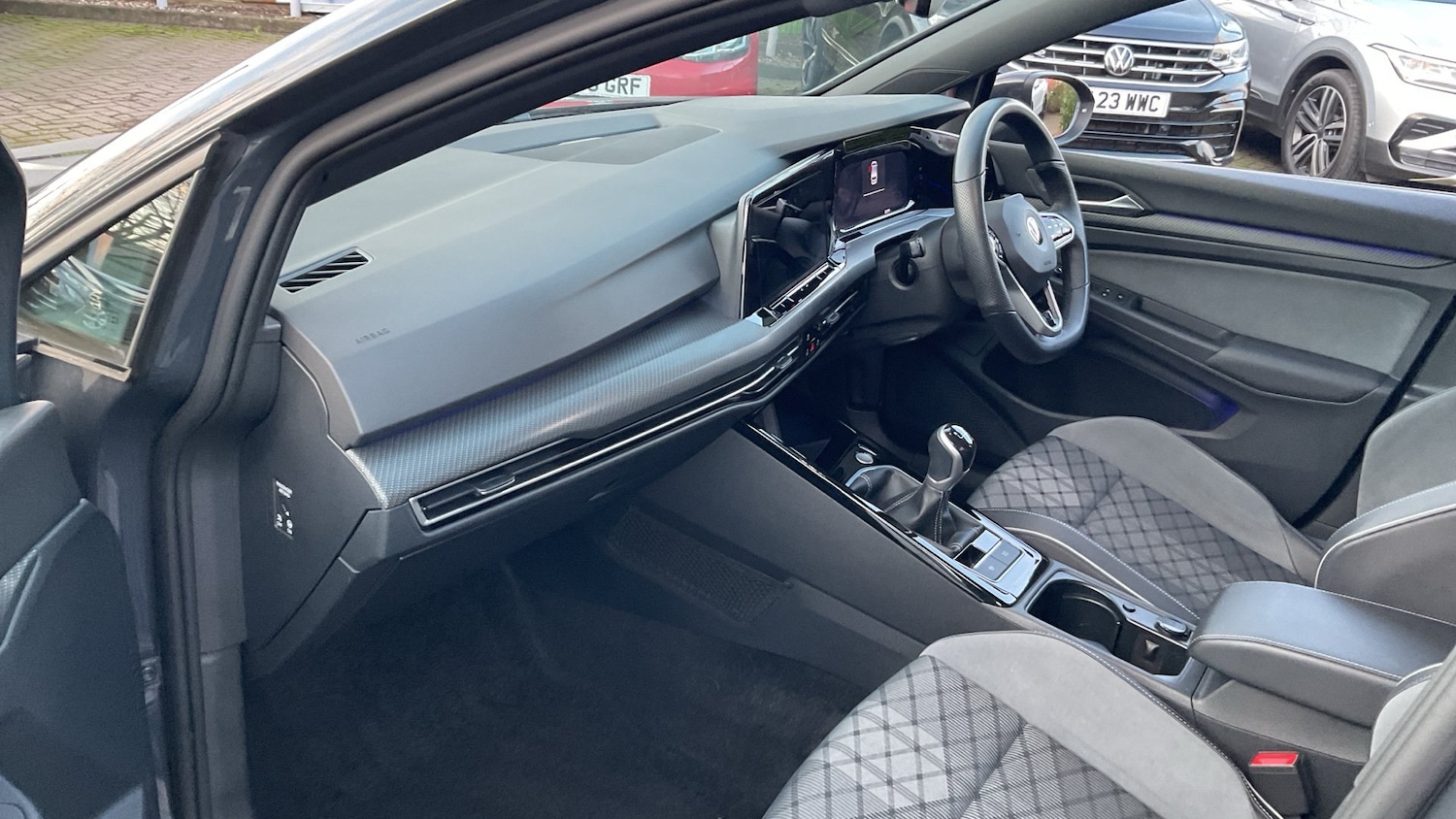 Used Volkswagen Golf 2022 for sale - 77128089: Photo 2