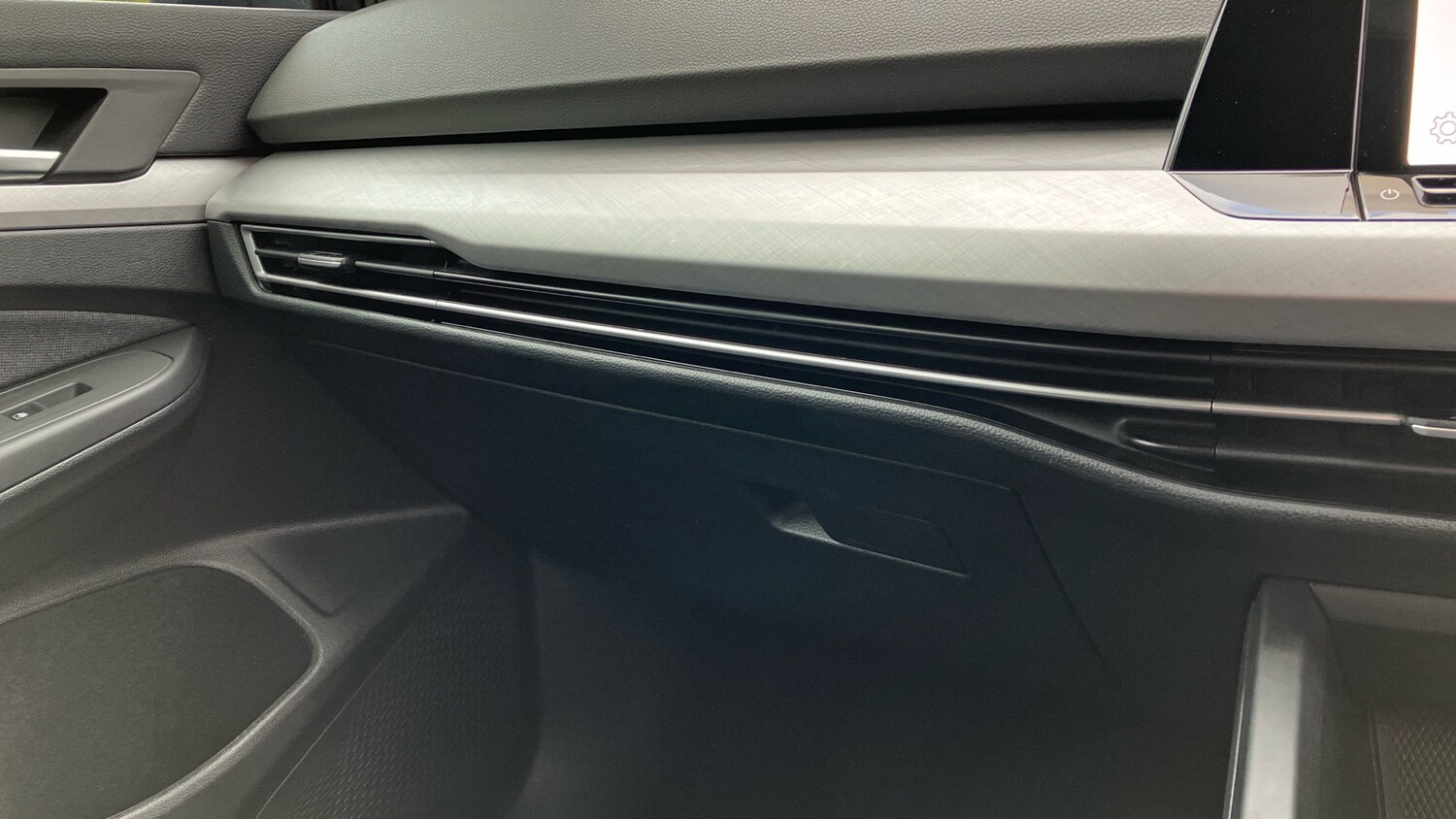 Used Volkswagen Golf 2023 for sale - 76862277: Photo 38