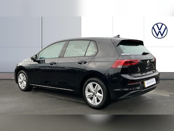 Used Volkswagen Golf 2023 for sale - 76862277: Photo
