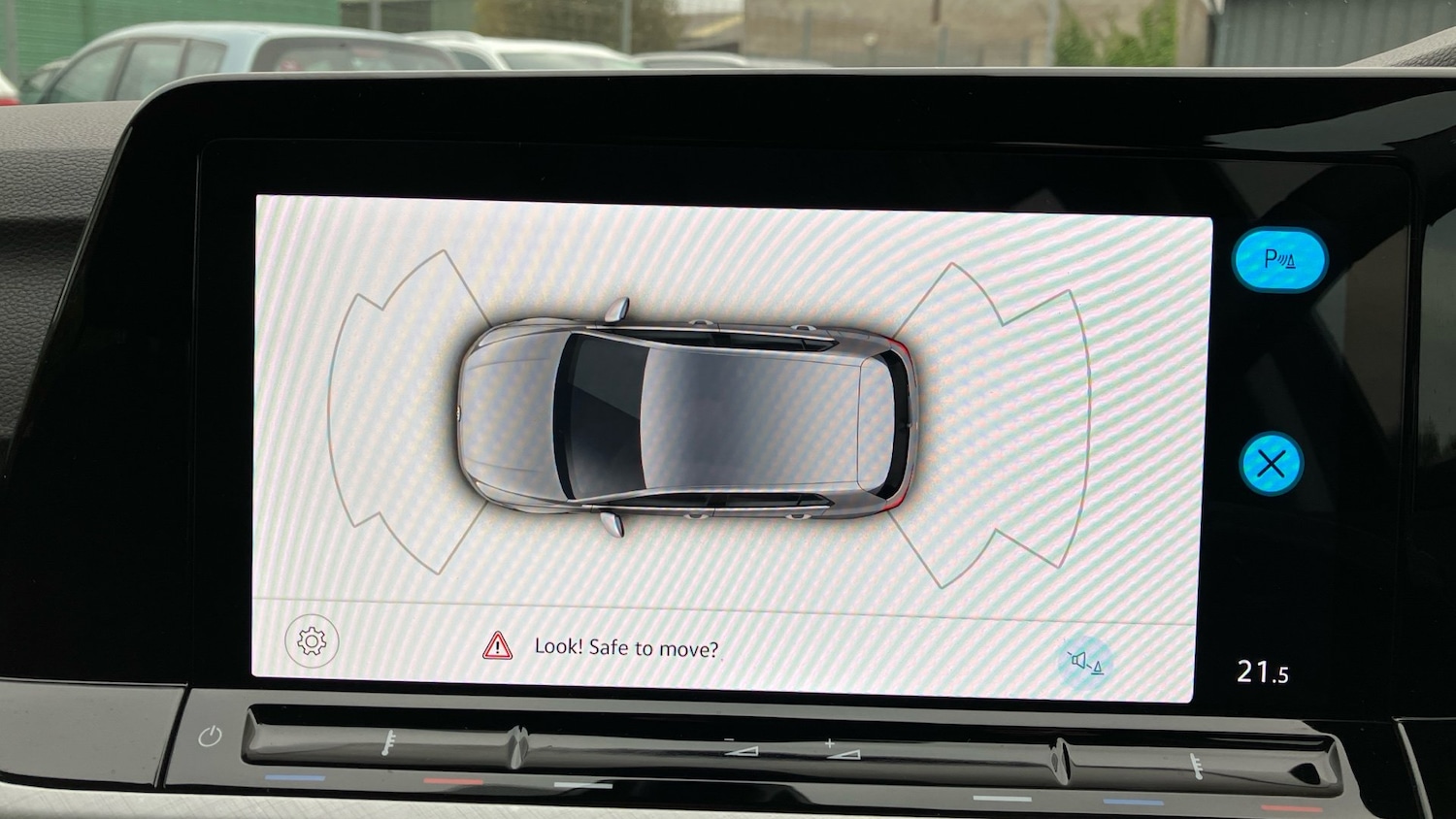 Used Volkswagen Golf 2023 for sale - 76862277: Photo 42