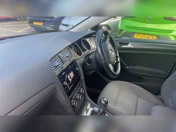 Used Volkswagen Golf 2019 for sale - 79239731: Photo