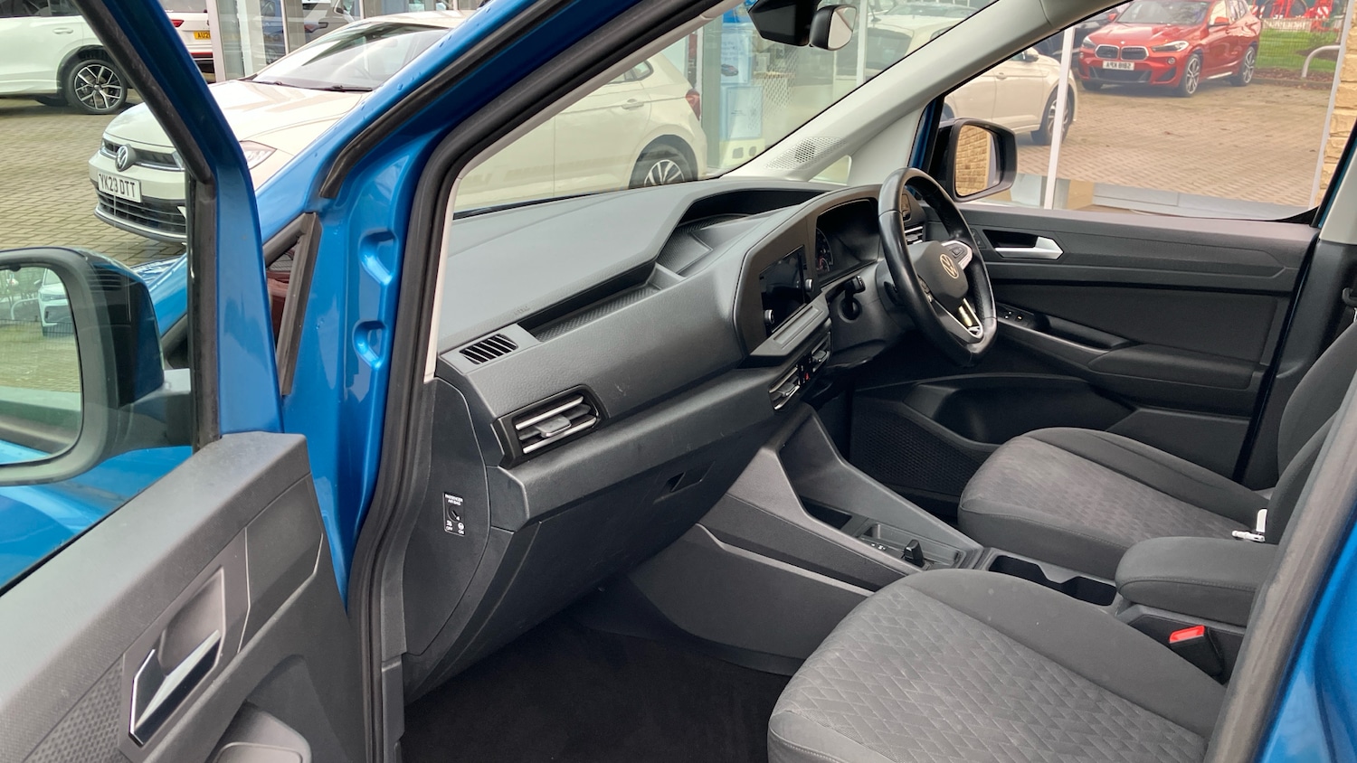 Used Volkswagen Caddy Maxi 2022 for sale - 76611146: Photo 2