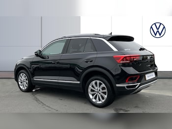 Used Volkswagen T-Roc 2024 for sale - 76263175: Photo