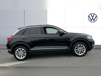 Used Volkswagen T-Roc 2024 for sale - 76263175: Photo