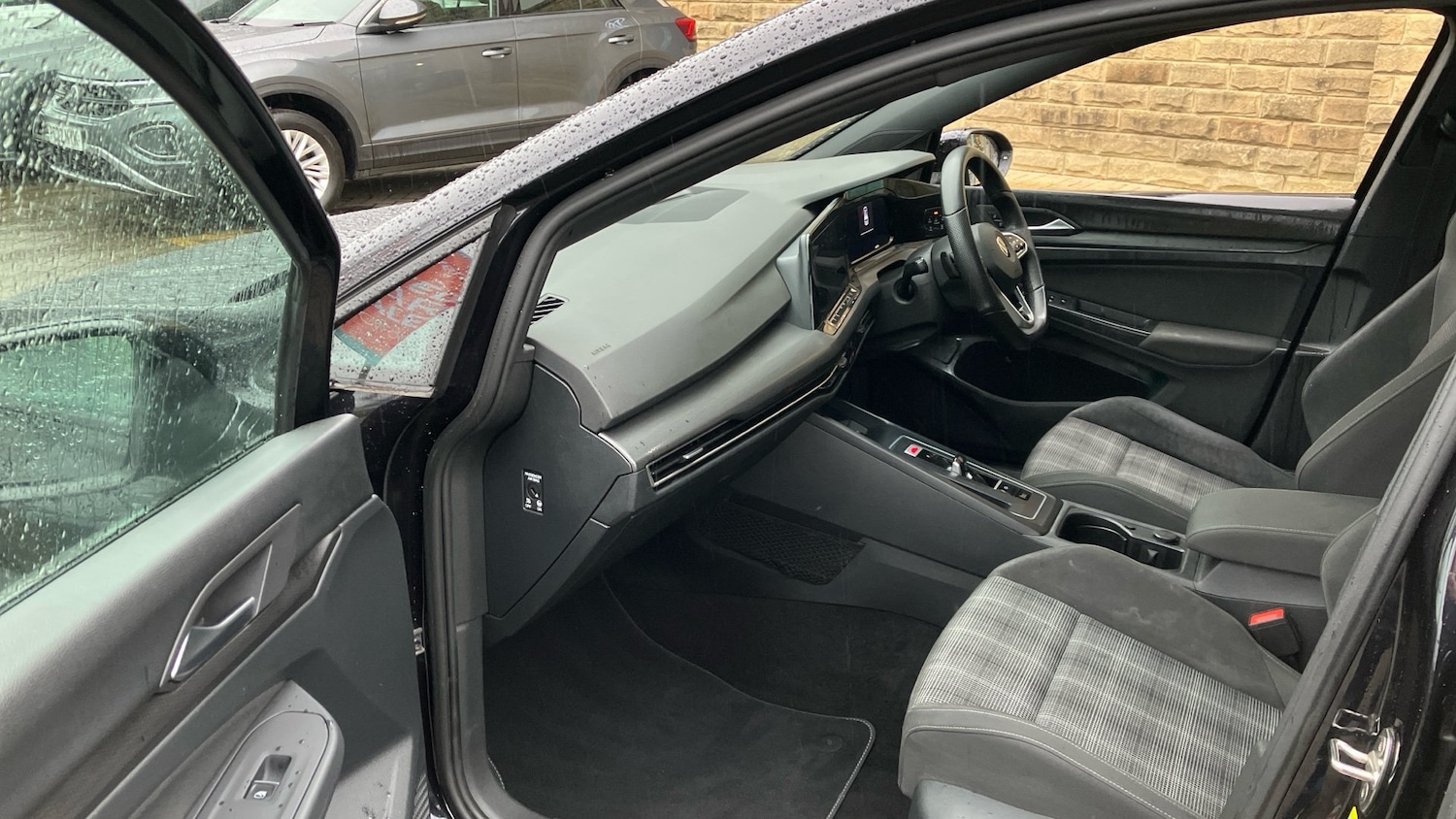 Used Volkswagen Golf 2022 for sale - 76719260: Photo 2