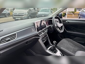 Used Volkswagen T-Roc 2025 for sale - 79515591: Photo