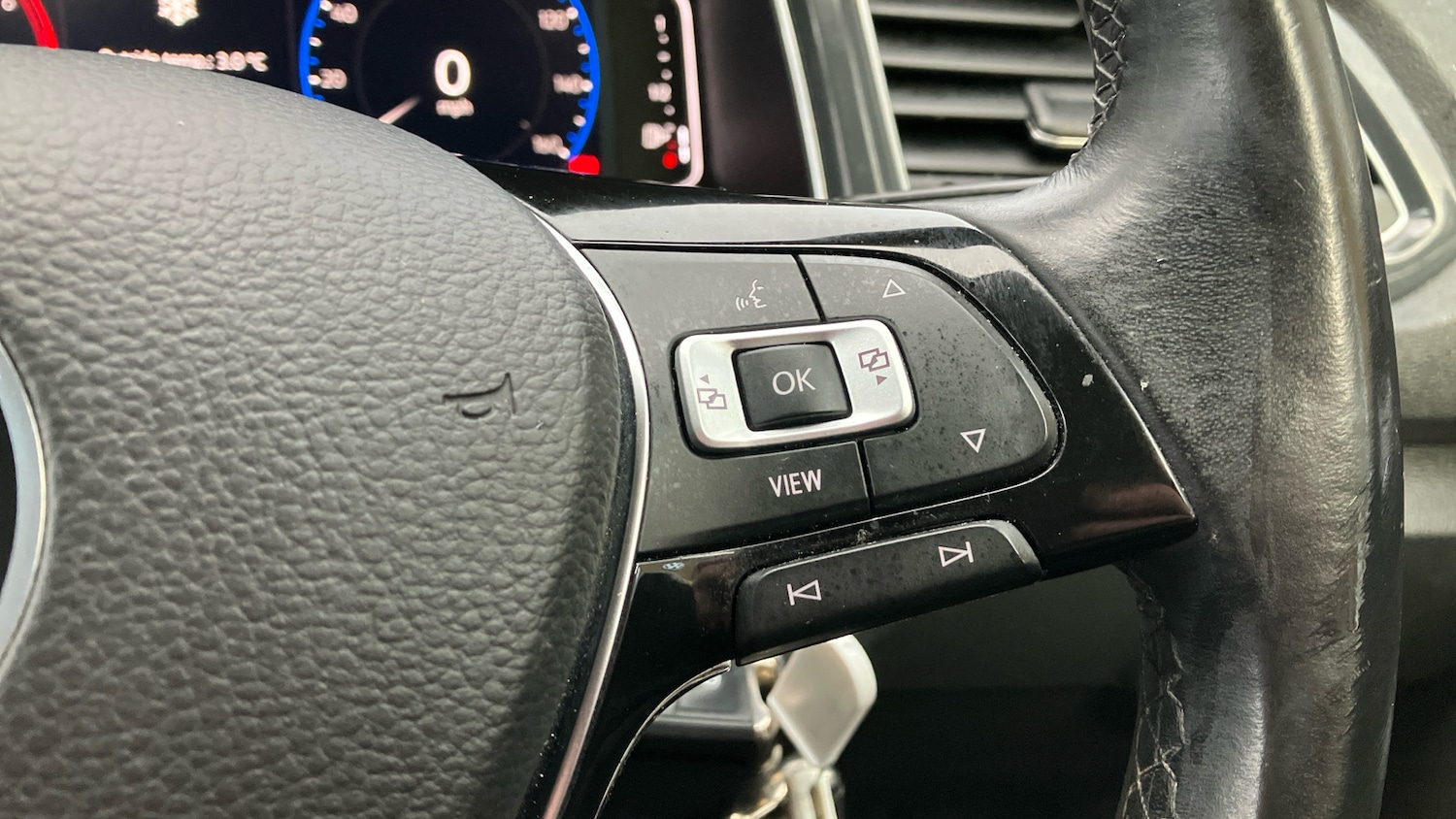 Used Volkswagen T-Roc 2020 for sale - 76627777: Photo 18