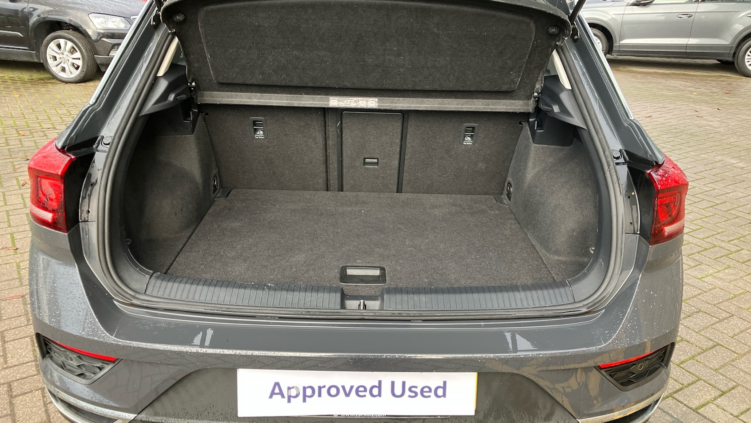 Used Volkswagen T-Roc 2020 for sale - 76627777: Photo 20