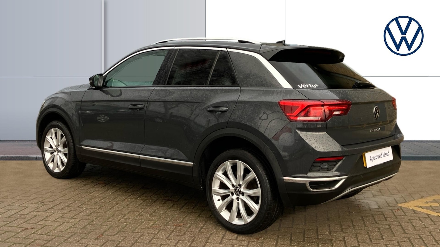 Used Volkswagen T-Roc 2020 for sale - 76627777: Photo 3
