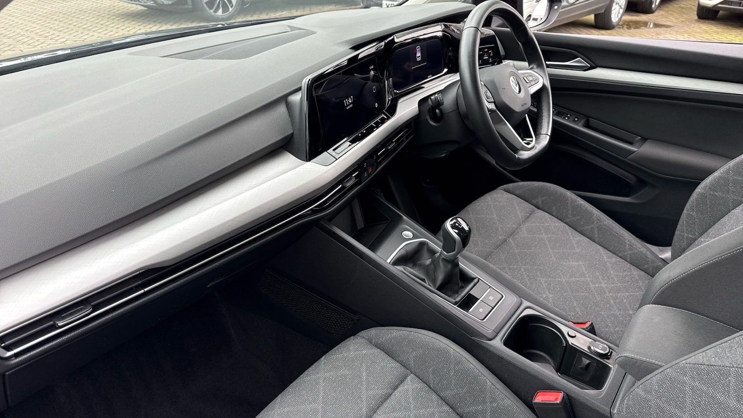 Used Volkswagen Golf 2022 for sale - 77917106: Photo 2