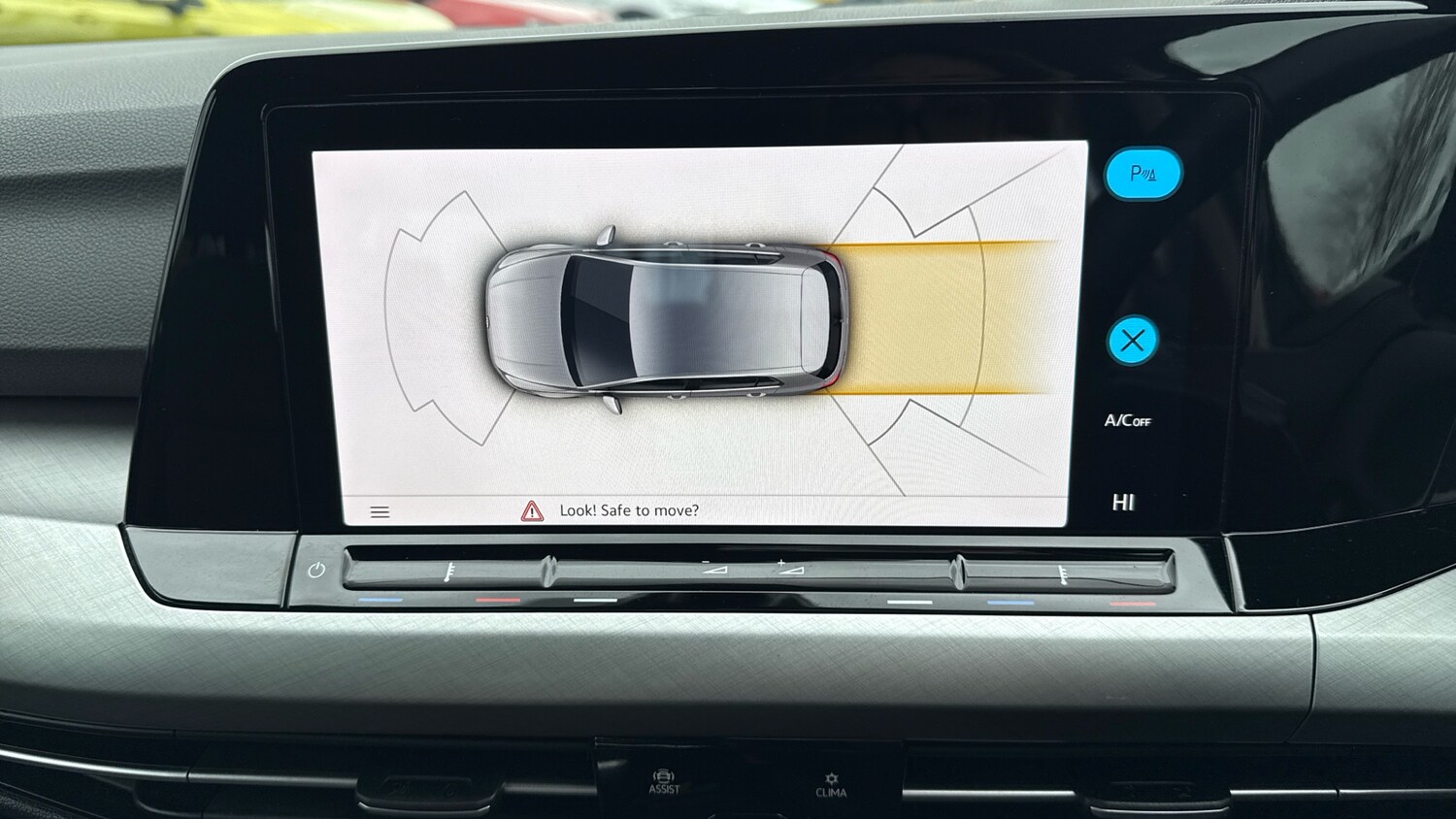 Used Volkswagen Golf 2022 for sale - 77917106: Photo 32