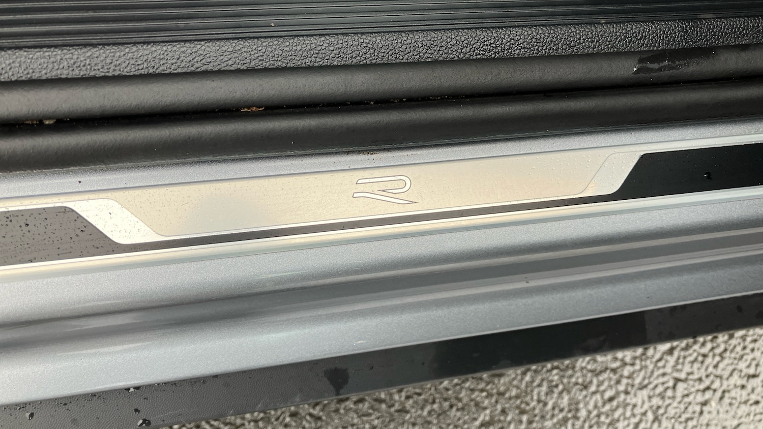 Used Volkswagen T-Roc 2025 for sale - 77071376: Photo 32