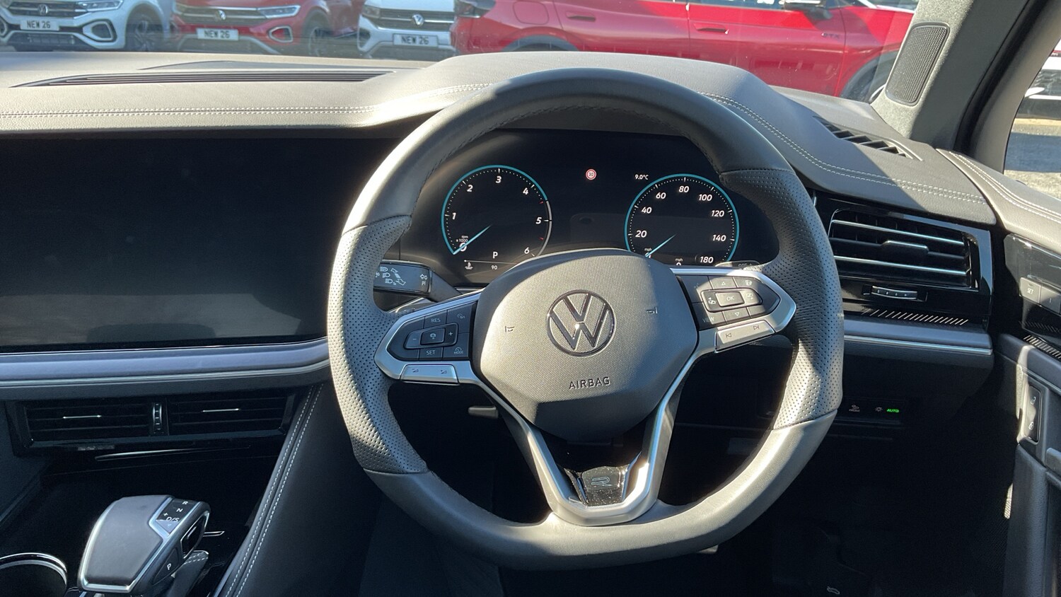 Used Volkswagen Touareg 2025 for sale - 77803055: Photo 10