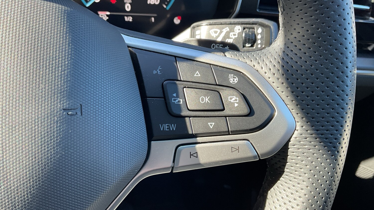 Used Volkswagen Touareg 2025 for sale - 77803055: Photo 18