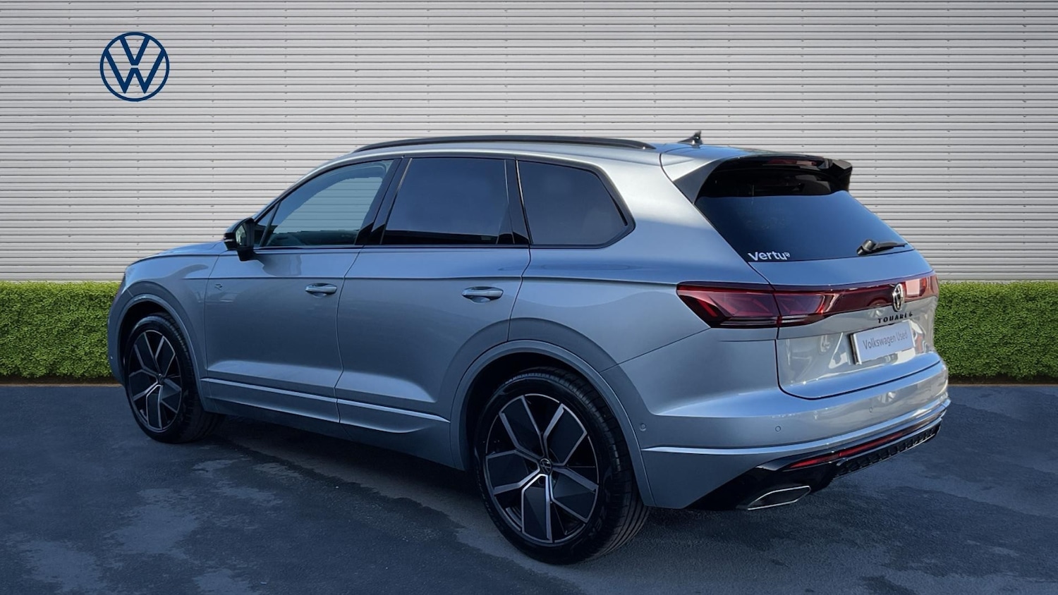 Used Volkswagen Touareg 2025 for sale - 77803055: Photo 3