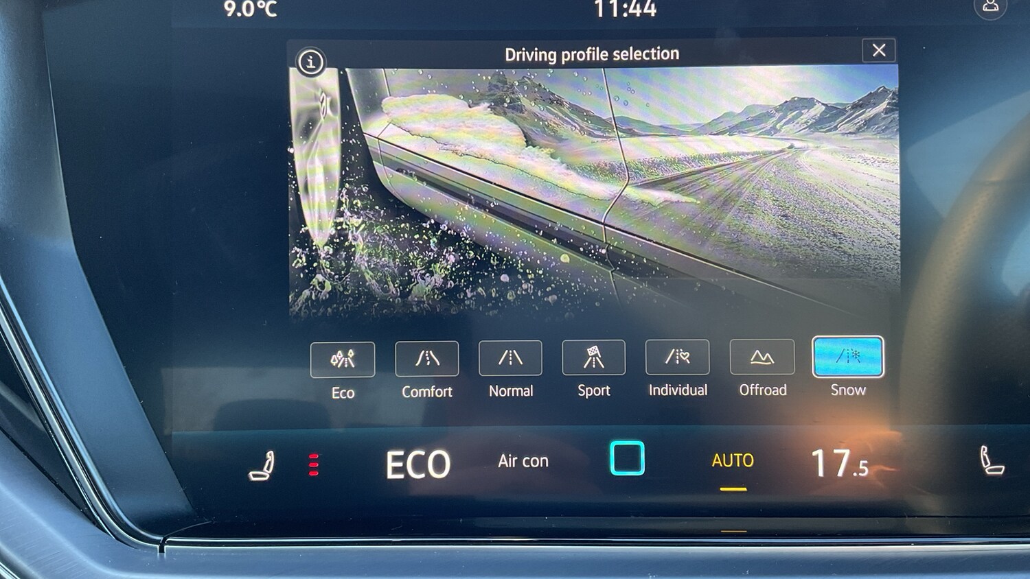 Used Volkswagen Touareg 2025 for sale - 77803055: Photo 33