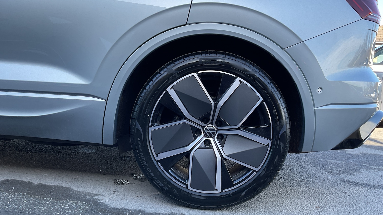 Used Volkswagen Touareg 2025 for sale - 77803055: Photo 5