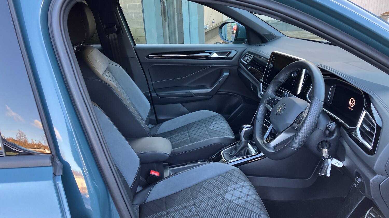 Used Volkswagen T-Roc 2025 for sale - 76734922: Photo 15