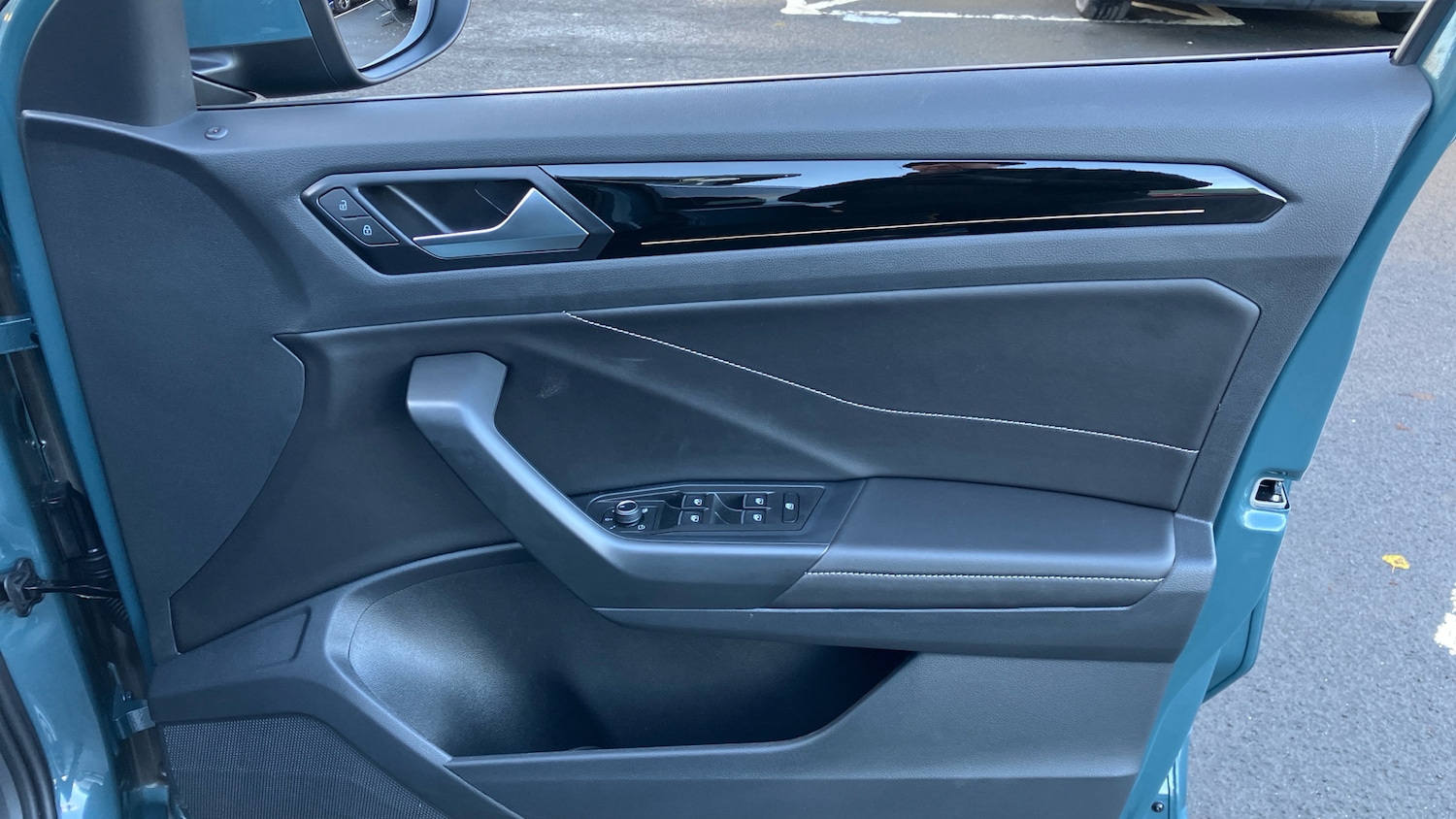 Used Volkswagen T-Roc 2025 for sale - 76734922: Photo 19