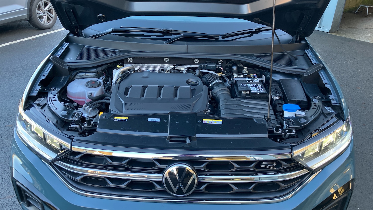 Used Volkswagen T-Roc 2025 for sale - 76734922: Photo 34