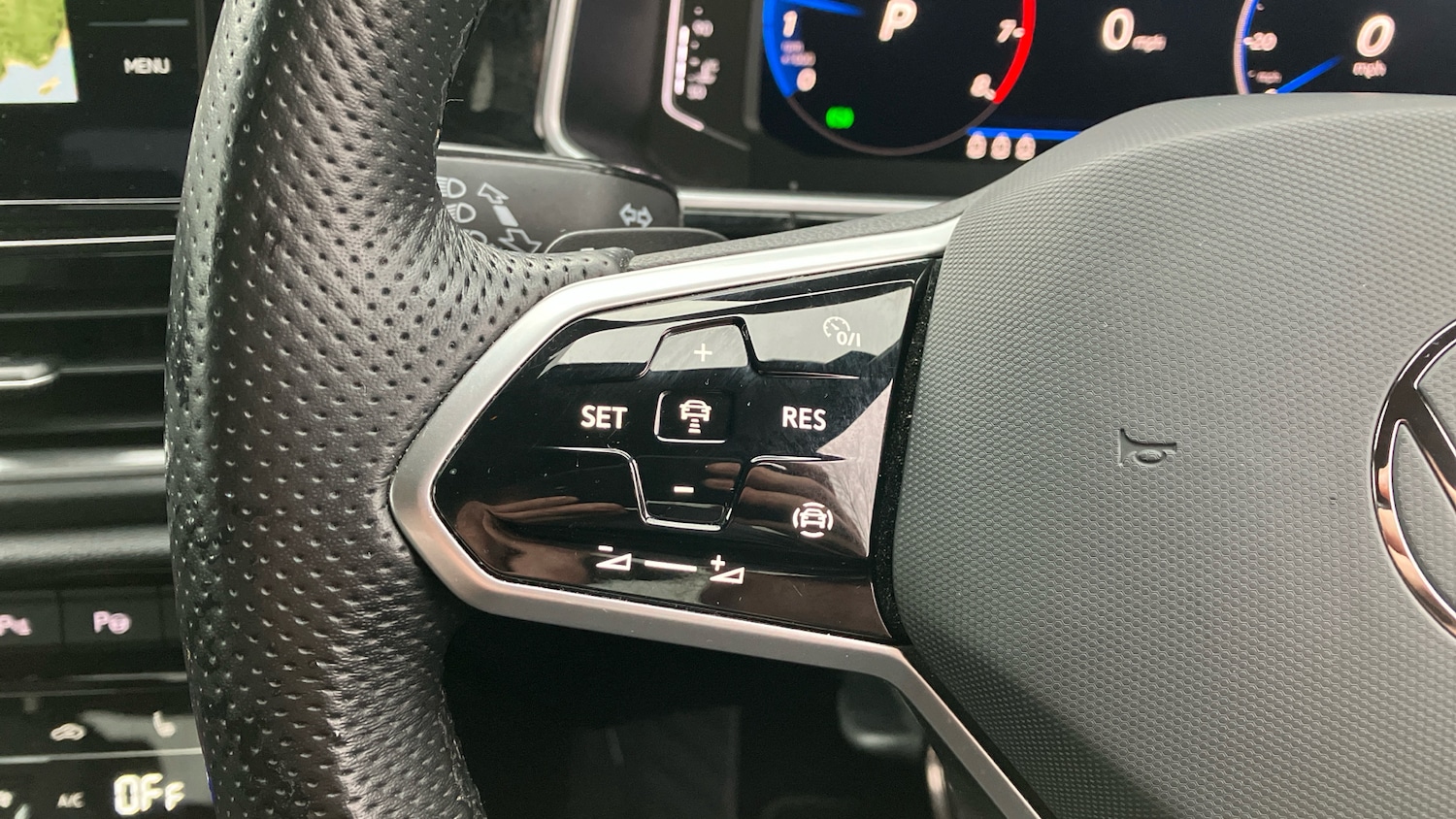 Used Volkswagen T-Roc 2022 for sale - 76948179: Photo 17