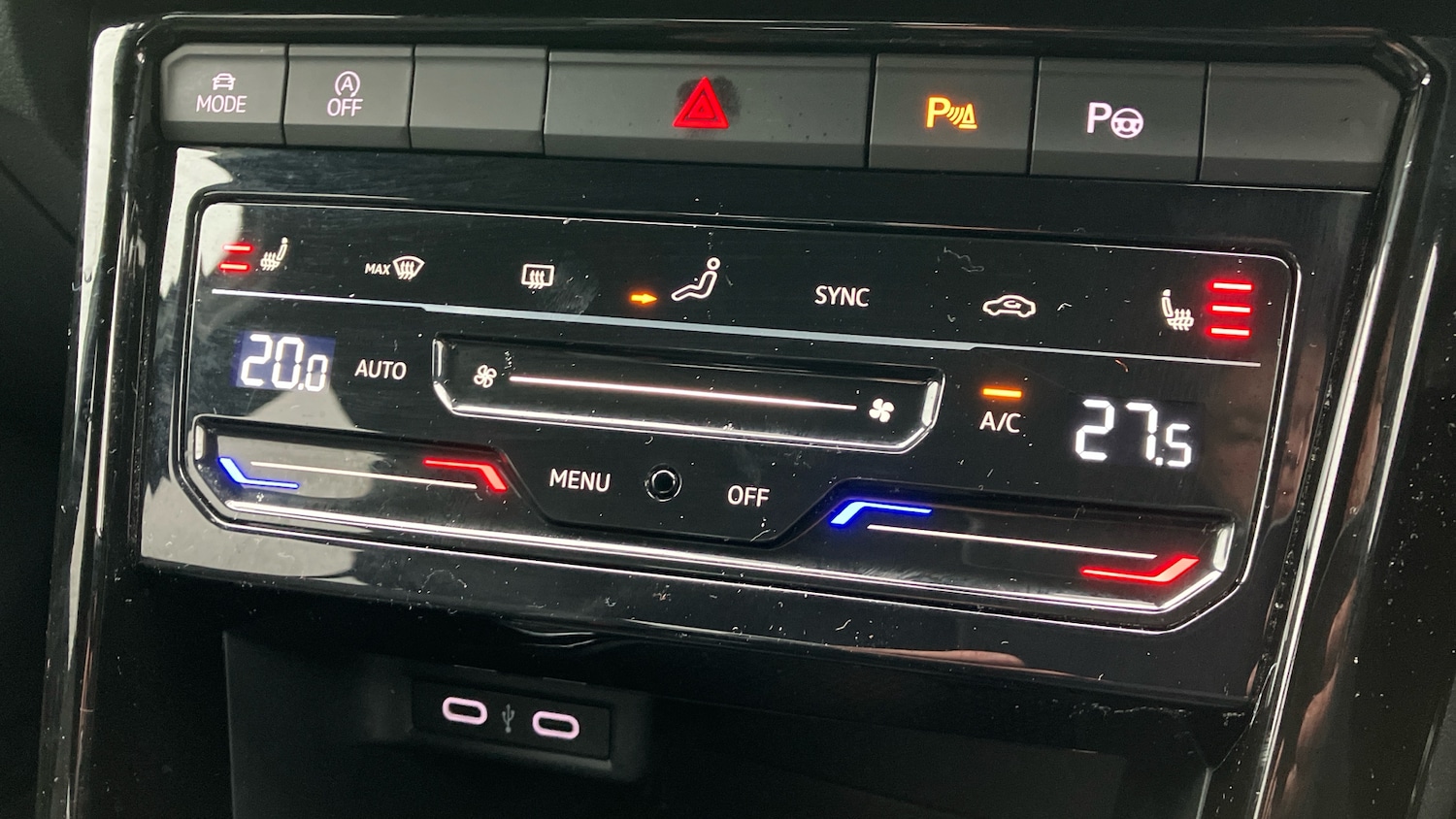 Used Volkswagen T-Roc 2022 for sale - 76948179: Photo 22