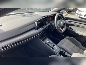 Used Volkswagen Golf 2021 for sale - 76404427: Photo