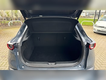 Used Mazda CX-30 2023 for sale - 78267147: Photo