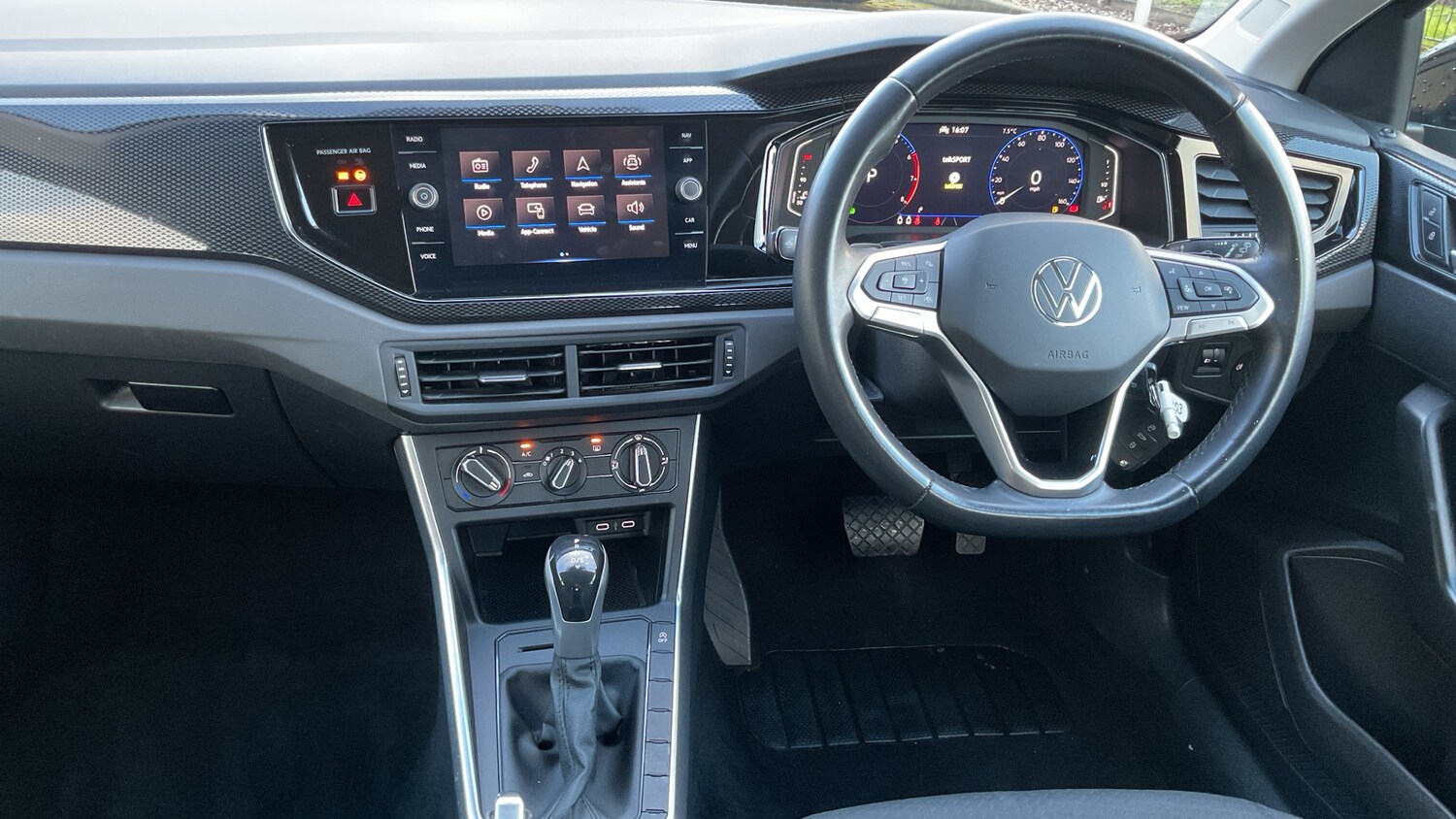 Used Volkswagen Polo 2022 for sale - 77618806: Photo 9