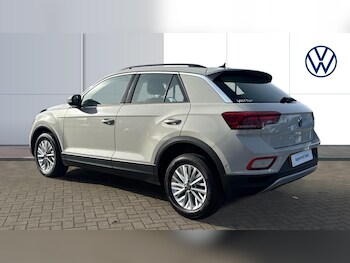 Used Volkswagen T-Roc 2022 for sale - 77504029: Photo