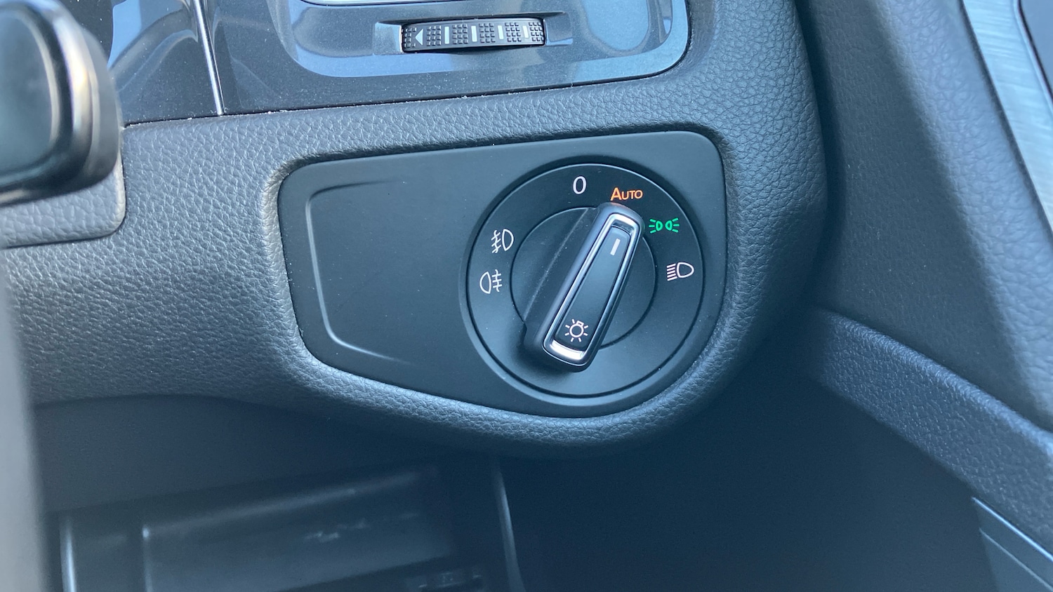 Used Volkswagen Golf 2019 for sale - 76694770: Photo 27