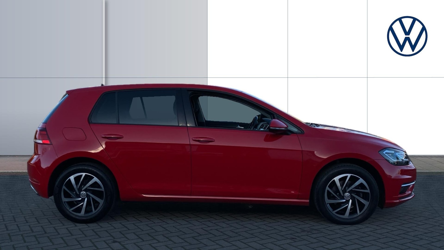 Used Volkswagen Golf 2019 for sale - 76694770: Photo 4