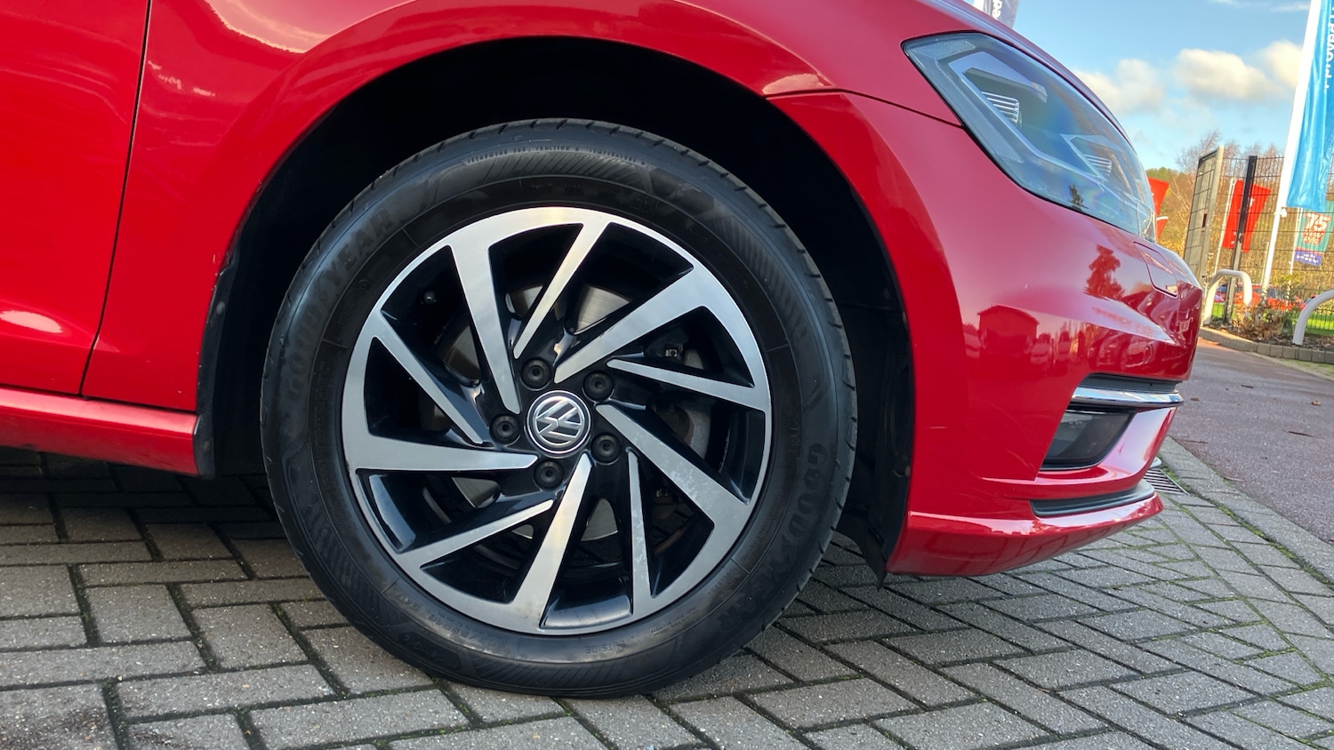 Used Volkswagen Golf 2019 for sale - 76694770: Photo 5